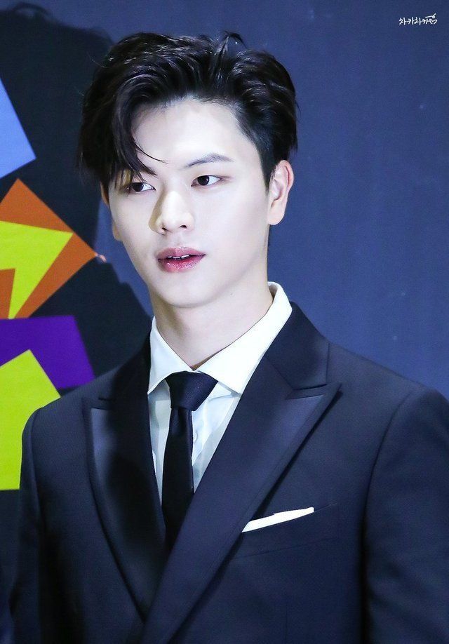 Yook Sung Jae