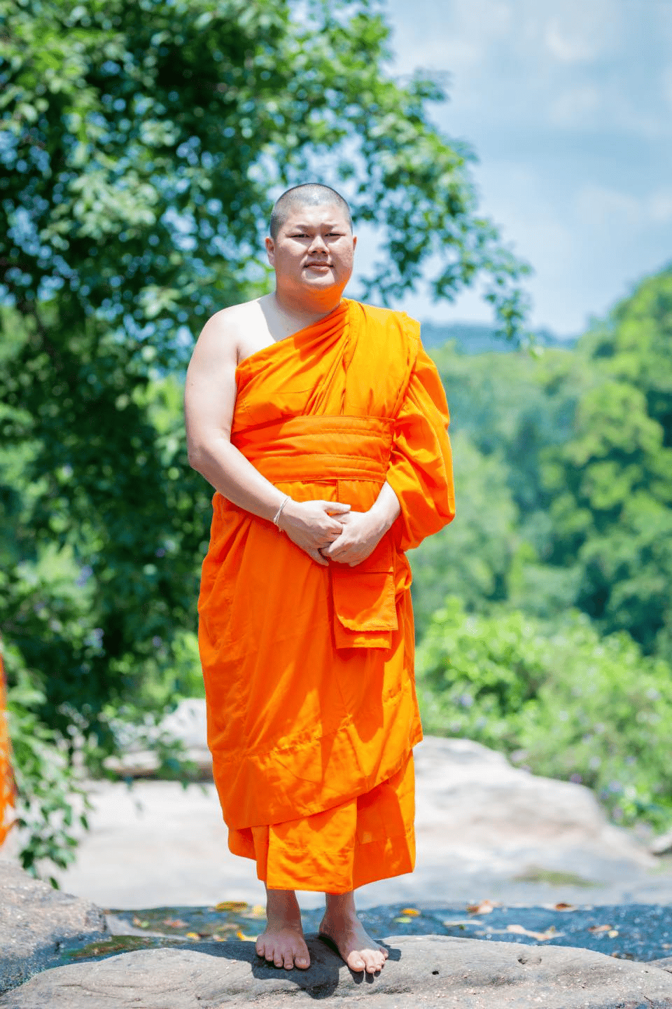 លោក ឌួង ឆាយ