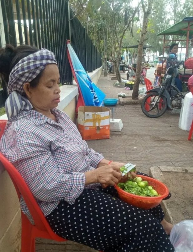 តារាសម្តែង អ៊ឹម ផល្លា
