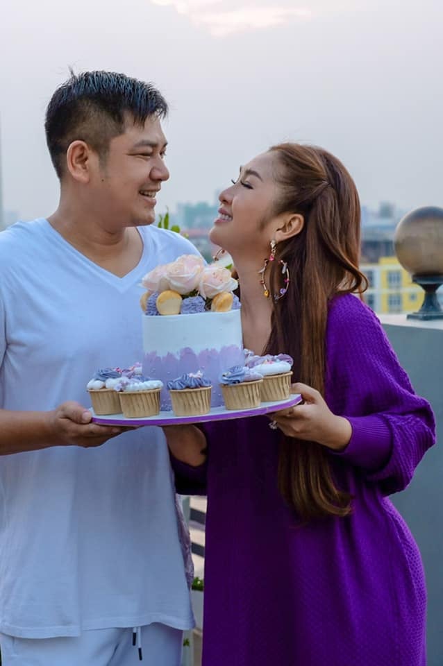 &nbsp; អ្នកនាង គង់ សុជាតិ និងស្វាមី