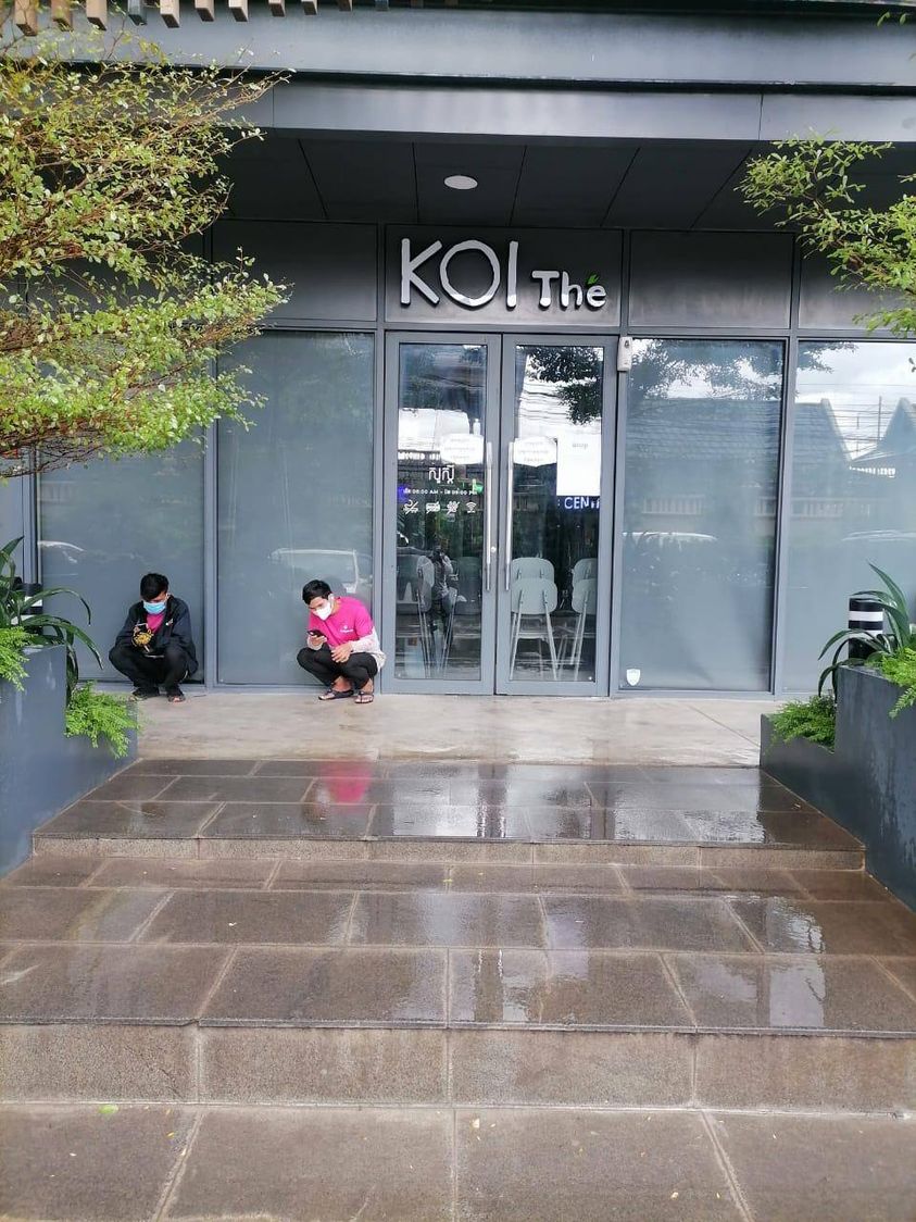 ហាងភេសជ្ជៈ KOI សាខា Midtown Mall&nbsp;