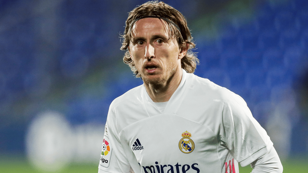 ខ្សែបម្រើ Luka Modric