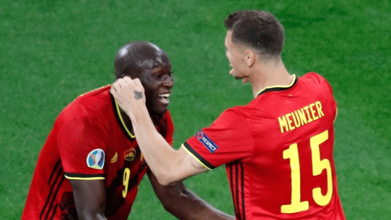 កីឡាករ Romelu Lukaku និង Thomas Meunier&nbsp;