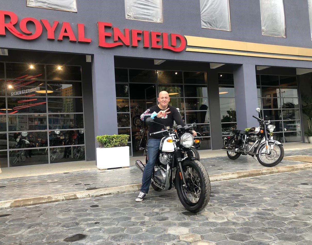 ម៉ូតូ Royal Enfield Interceptor