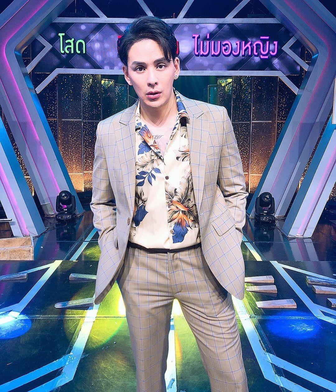 Tach Pharunyoo