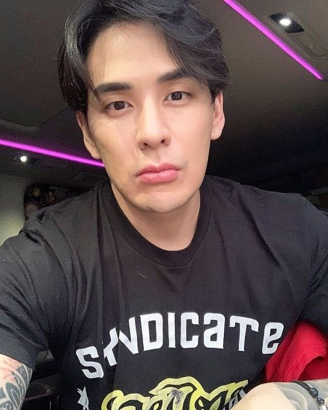 Tach Pharunyoo