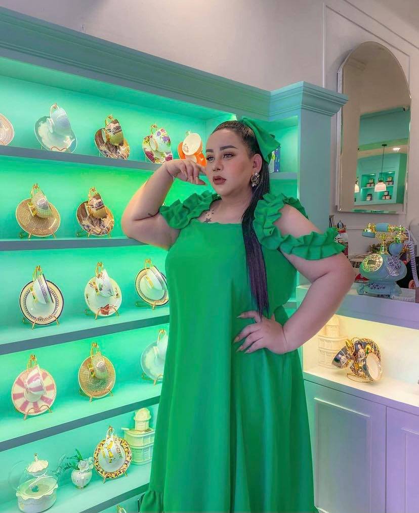 &nbsp; កញ្ញា&nbsp;ផេន ខេត&nbsp;