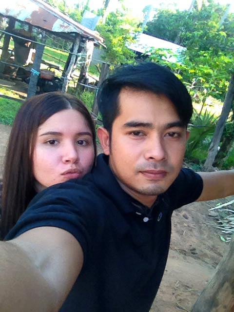 លោក កែវ បូរ៉ា​ និងភរិយា