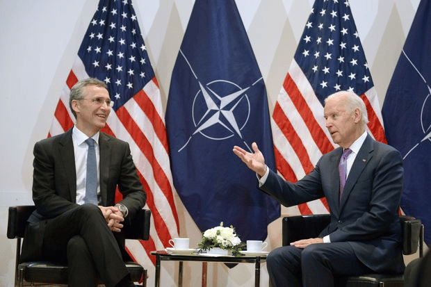 រដ្ឋលេខាធិការអង្គការNATO លោក Jens Stoltenberg និងលោក ចូ​ បៃដិន