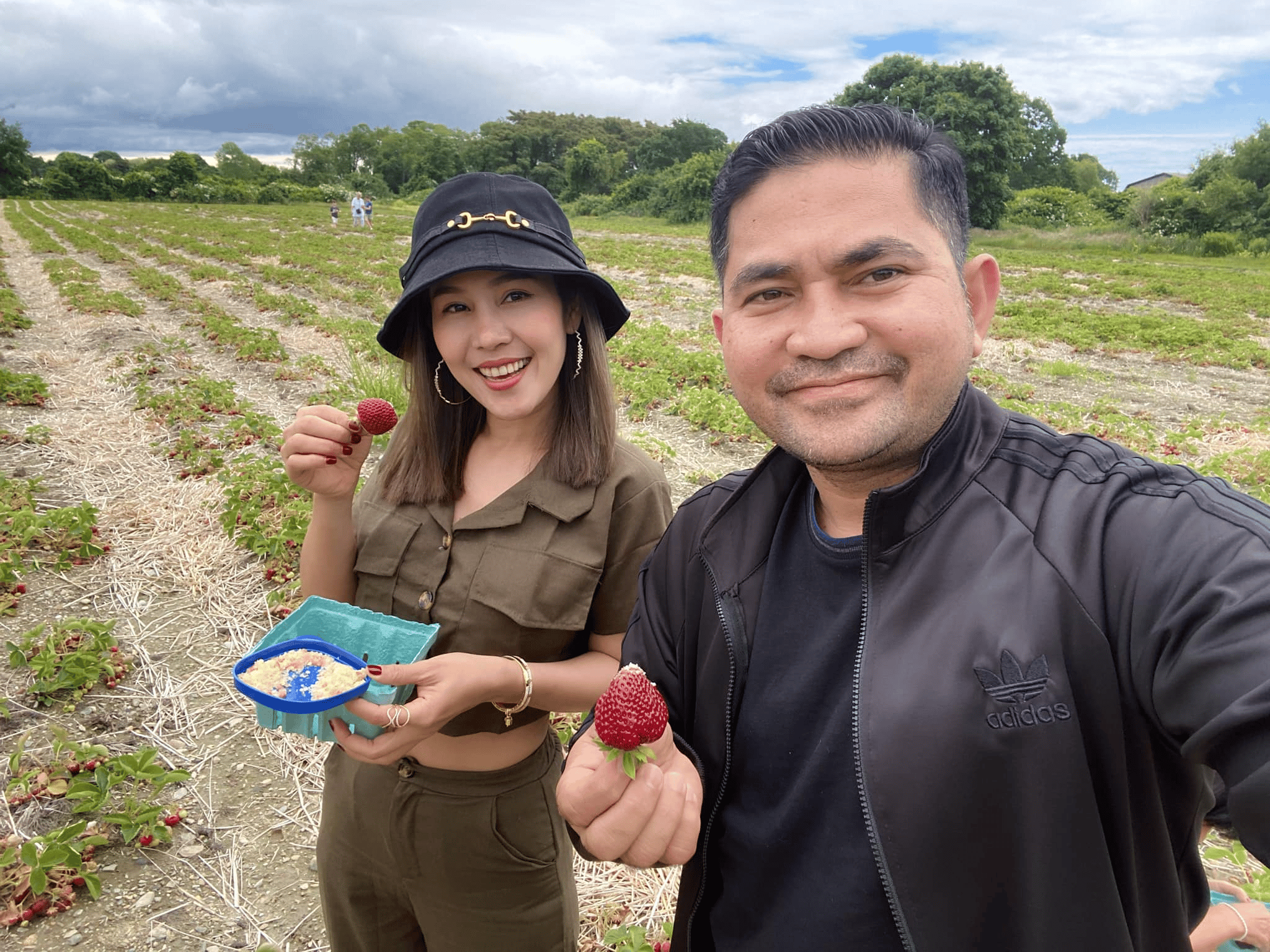 រូបភាពលើទឹកដីបរទស