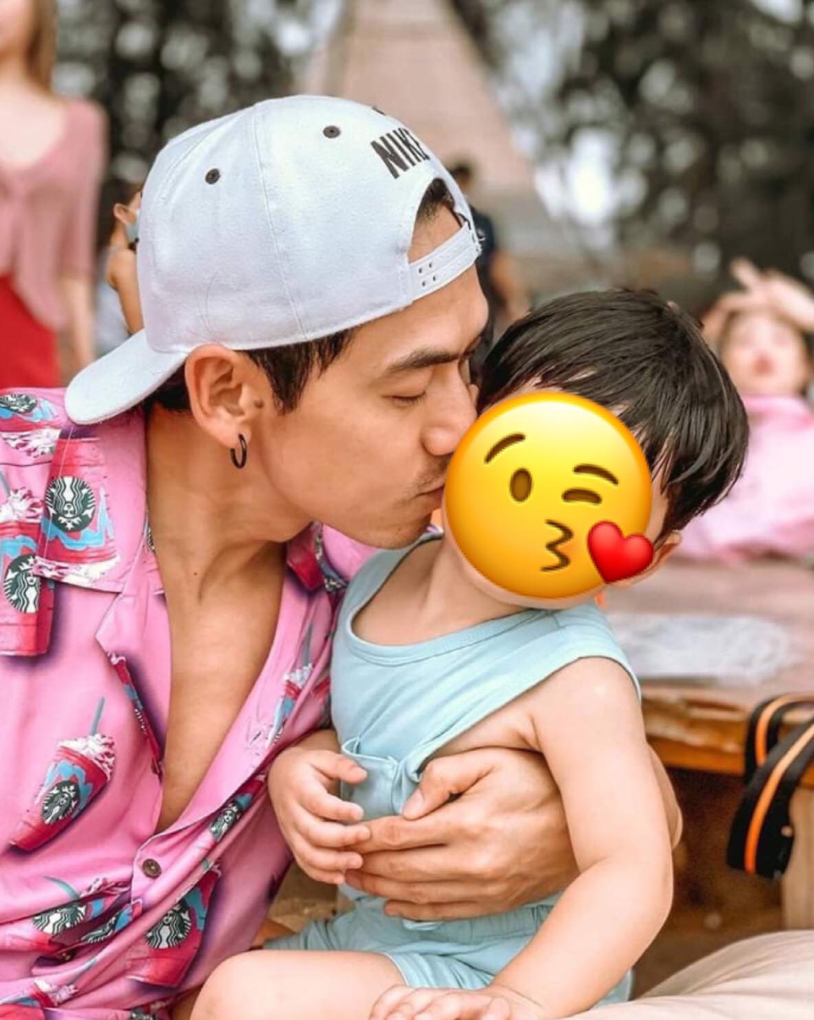 &nbsp;Petjah និងកូនប្រុស