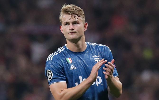 &nbsp; កីឡាករខ្សែការពារ&nbsp;Matthijs de Ligt
