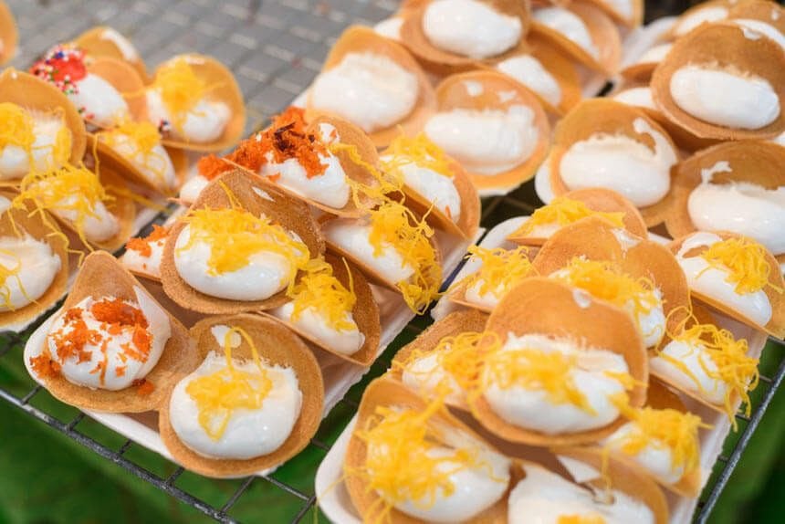 នំស្រួយ ឬ crispy pancake