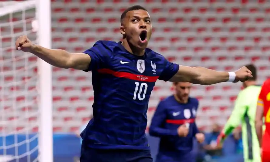 កីឡាករ Kylian Mbappe