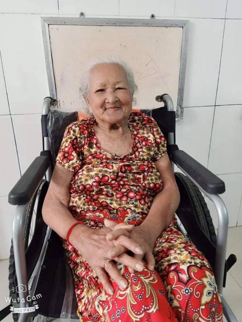 ព្រឹទ្ធាចារ្យ ឯម ធាយ&nbsp;