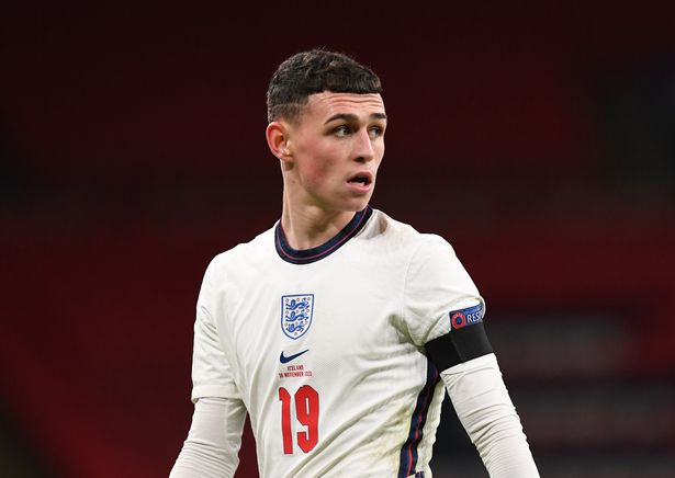 ខ្សែបម្រើ Phil Foden