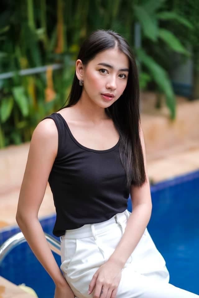 &nbsp; អ្នកនាង&nbsp;សិទ្ធី នីកា