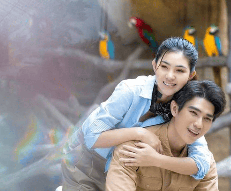 ស៊ីន យូប៊ីន និង ខាត់ វ៉ៃ ហាំង