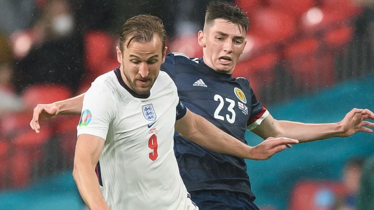 ខ្សែប្រយុទ្ធ Harry Kane និង Billy Gilmour