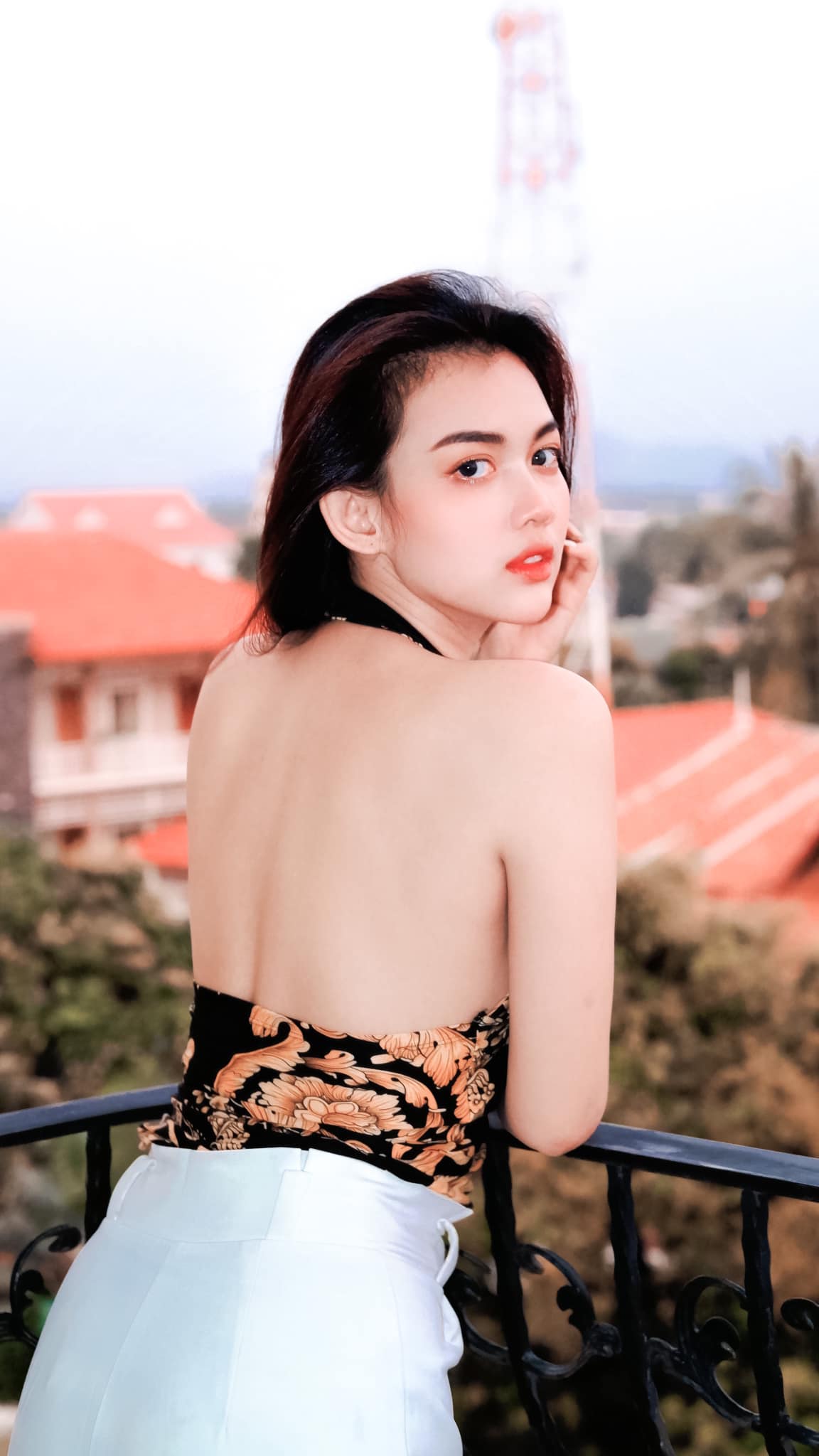 ស៊ឹម ស្រីនិច