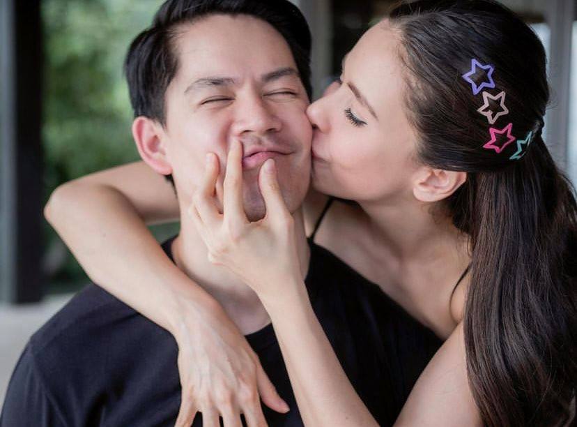 Sririta និងស្វាមី&nbsp;&nbsp;