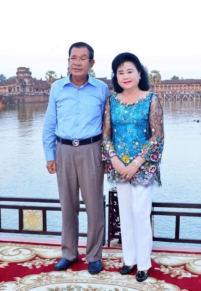 សម្តេចតេជោ ហ៊ុន សែន និង សម្តេចកិត្តិព្រឹទ្ធបណ្ឌិត&nbsp;