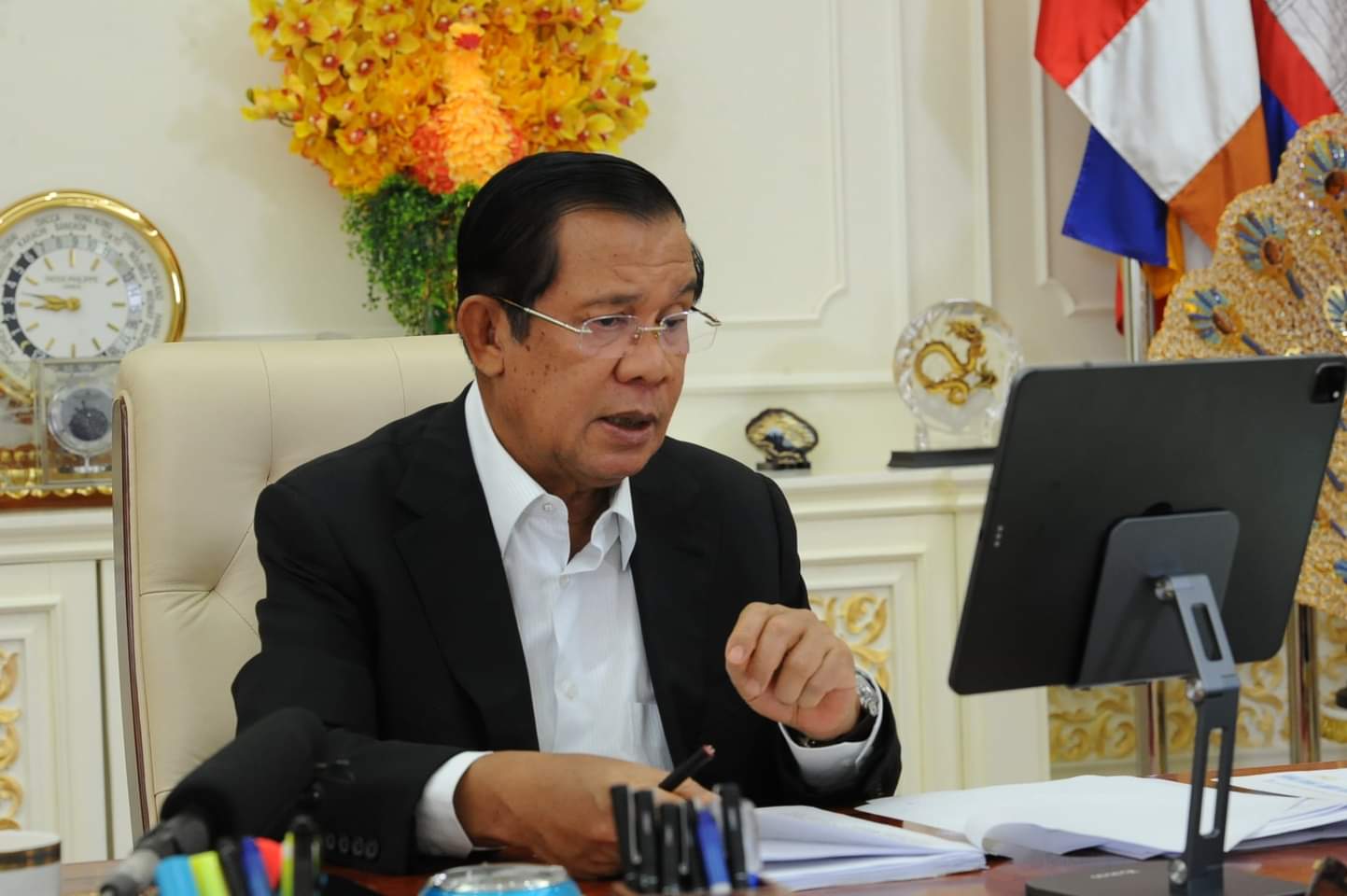 សម្តេចតេជោ ហ៊ុន សែន