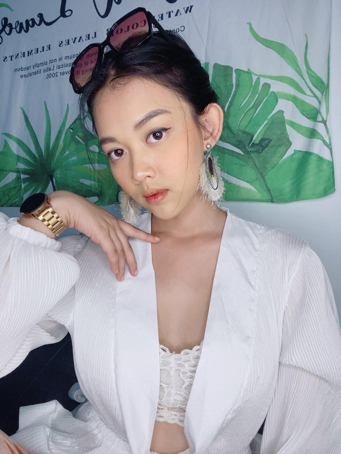 កញ្ញ ស៊ឹម ស្រីនិច