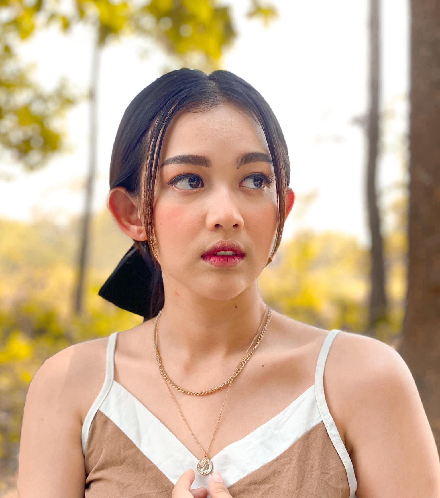 កញ្ញ ស៊ឹម ស្រីនិច