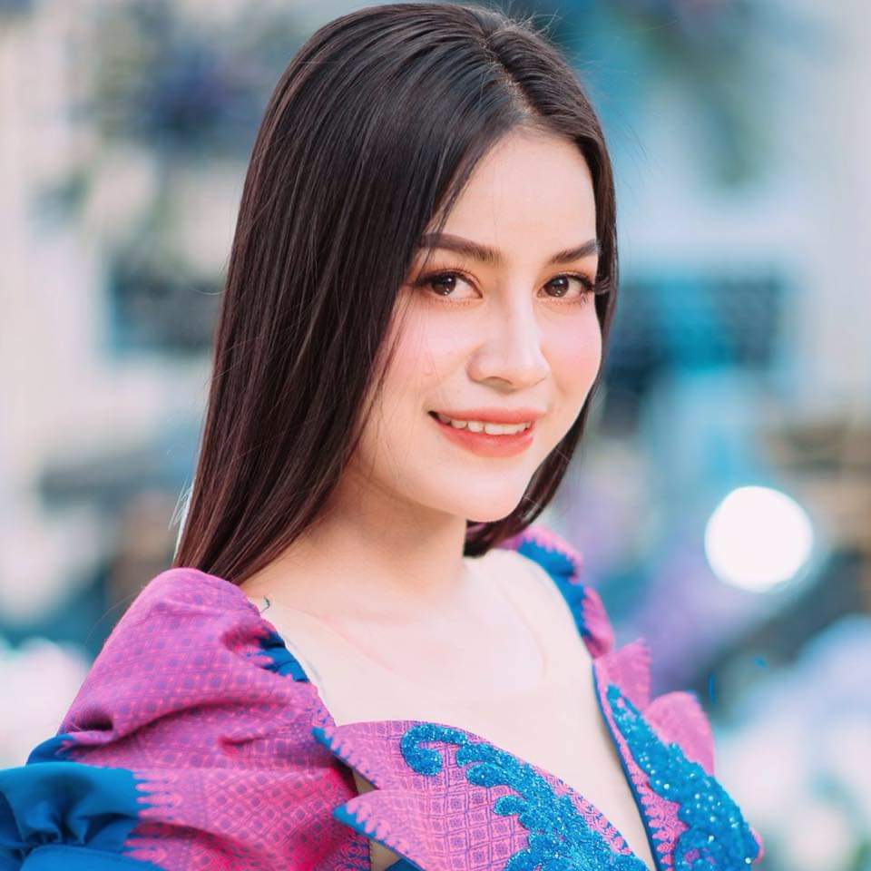 អ្នកនាង ទិត្យ សុធារី
