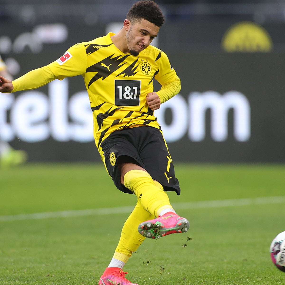 ខ្សែបម្រើ&nbsp;Jadon Sancho