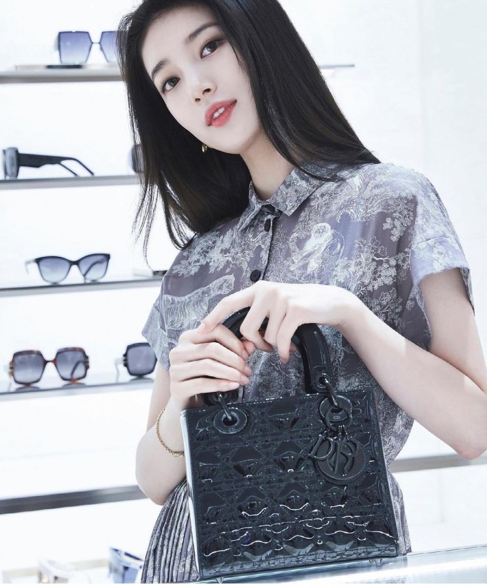 Suzy
