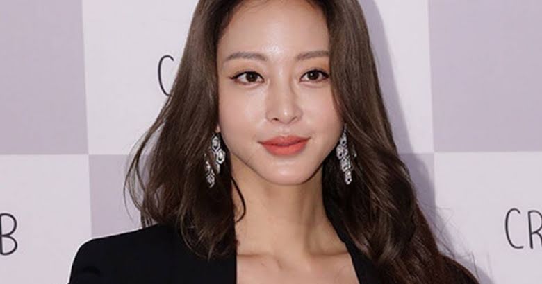 Han Ye Seul
