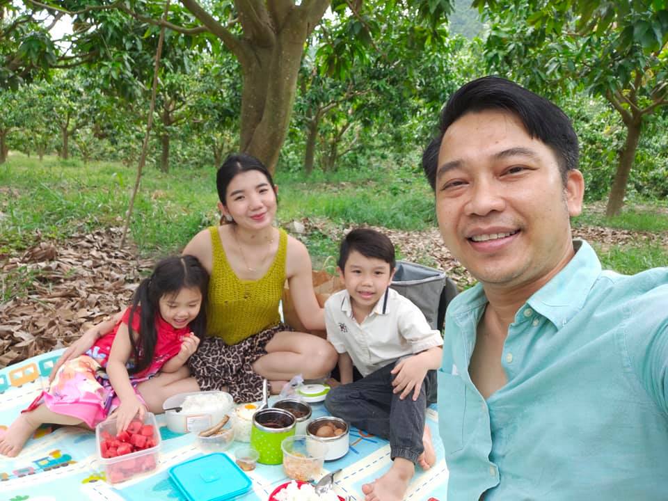មួន ម៉ារ៉ា និងគ្រួសារ