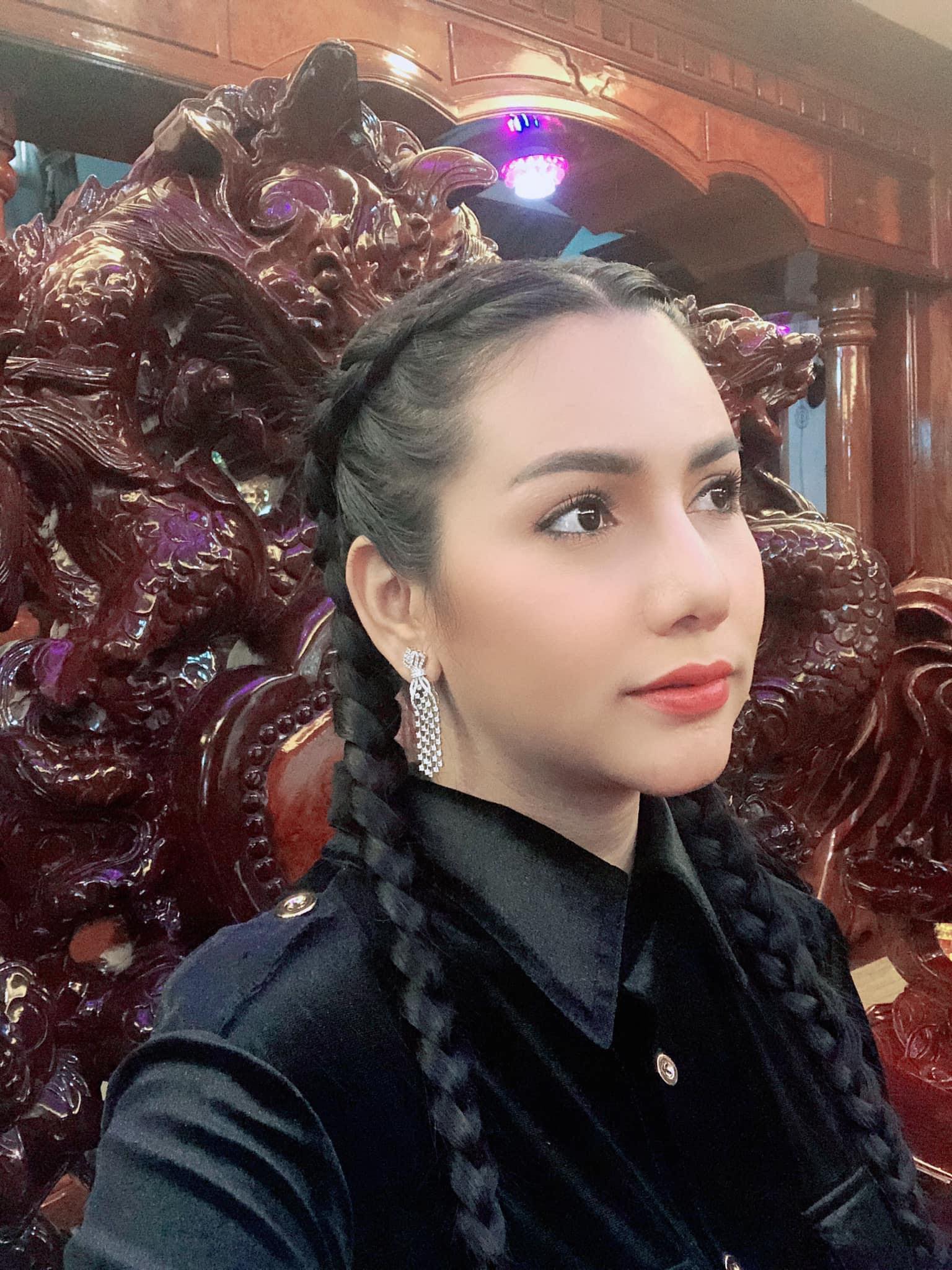 &nbsp; កញ្ញា&nbsp;ពៅ លីដា