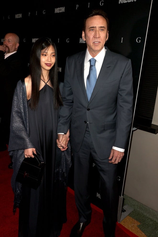 Nicolas Cage និង Riko Shibata