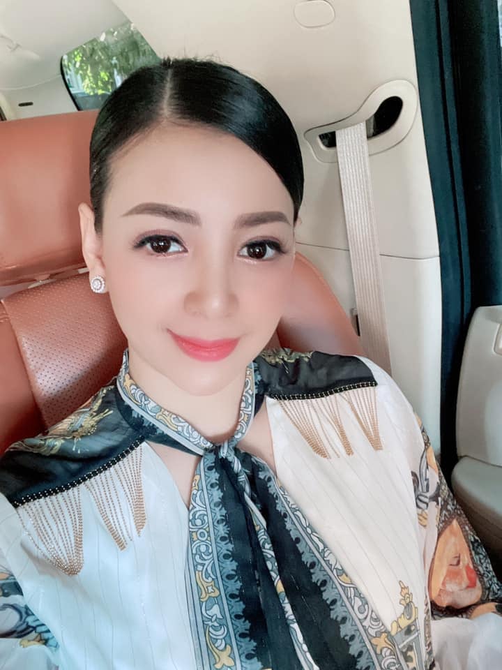 អ្នកនាង ឈិន ច័ន្ទសុធារី