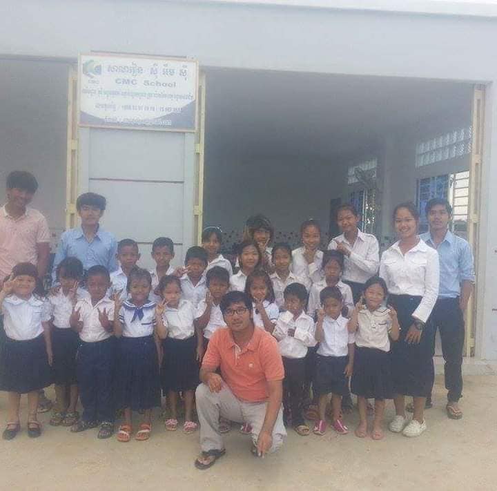 លោក យន់ សំបូរ ល