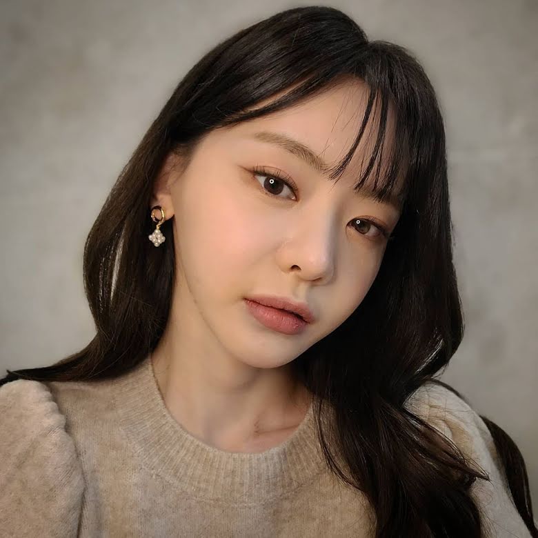 Seo Yu Ri