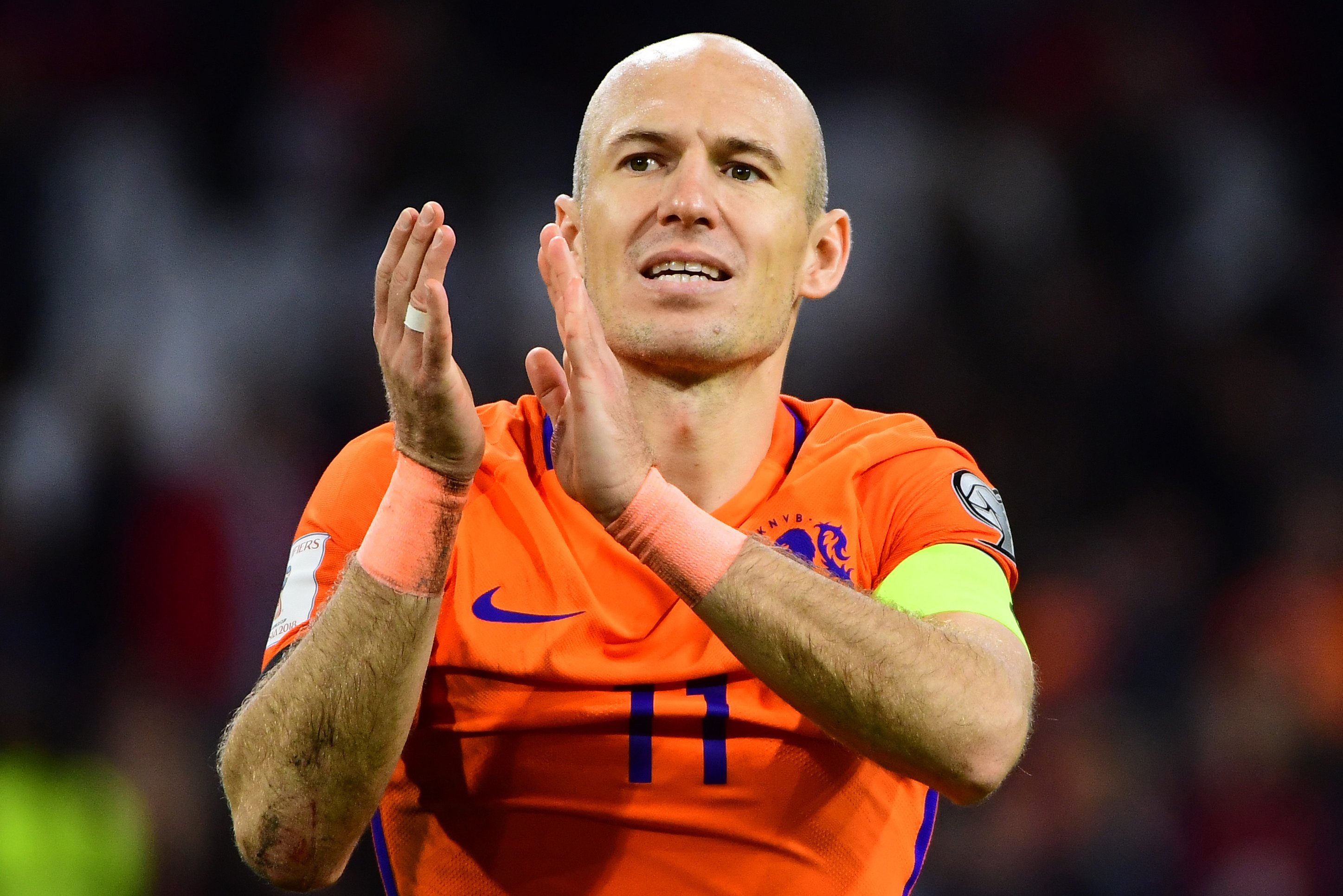 &nbsp;កីឡាករ Arjen Robben