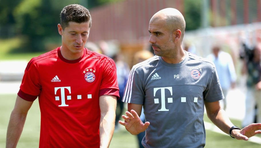Pep Guardiola និង&nbsp;Lewandowski
