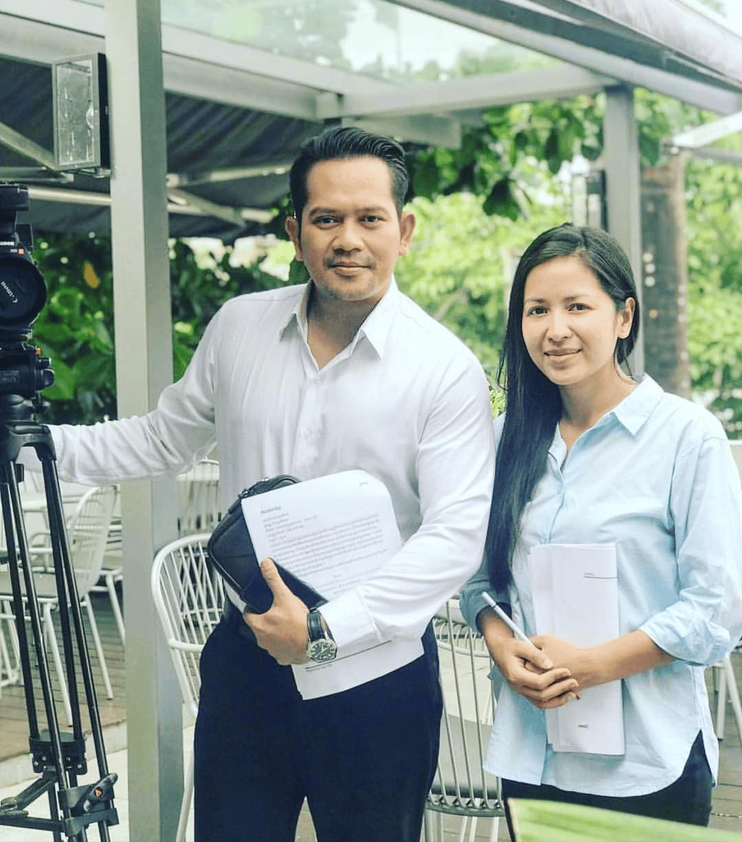 &nbsp; អ្នកនាង&nbsp;ព្រំ រដ្ឋា និងក្រុមការងារ
