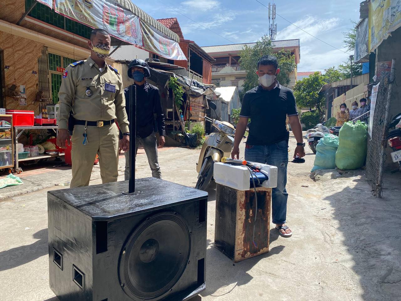 ប៉ុស្ដិ៍នគរបាលរដ្ឋបាលស្ទឹងមានជ័យទី៣ ចុះចាប់បានវត្ថុតាង&nbsp;