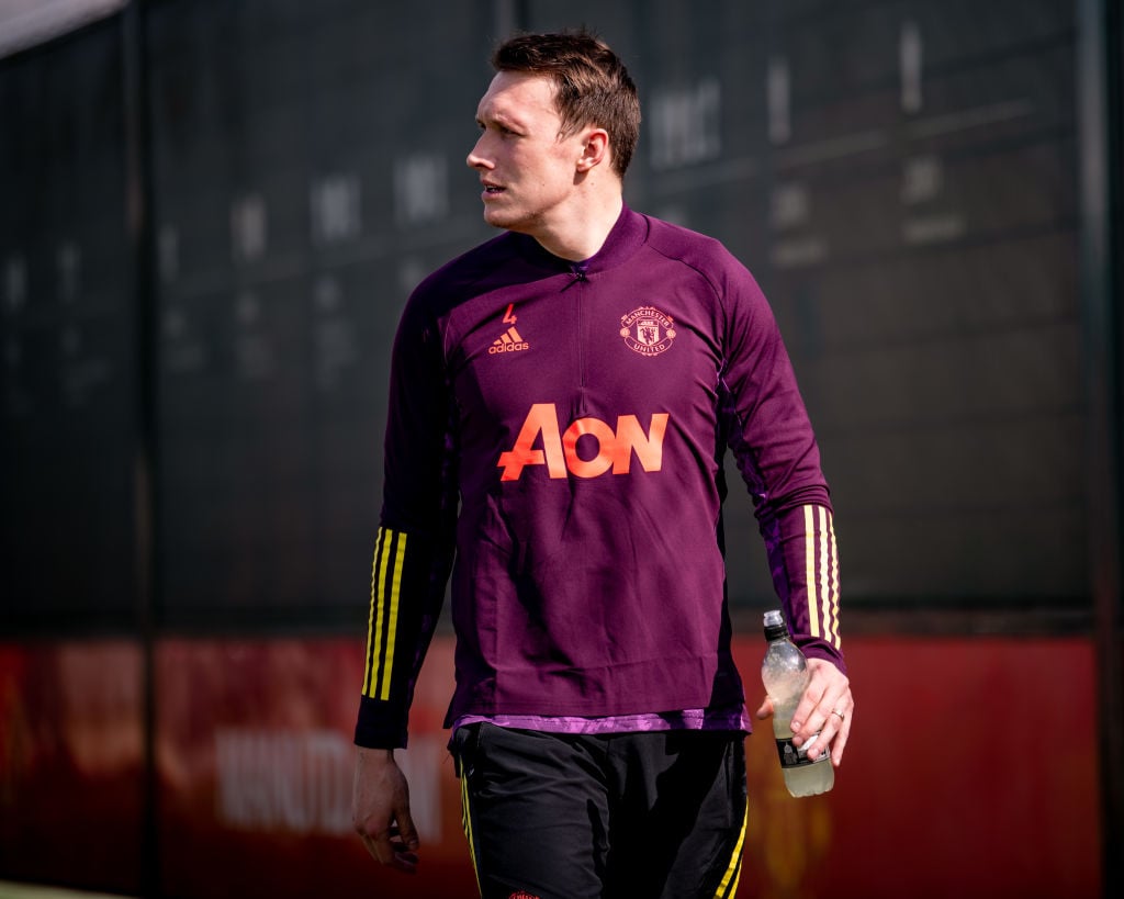 ខ្សែការពារ&nbsp;Phil Jones&nbsp;