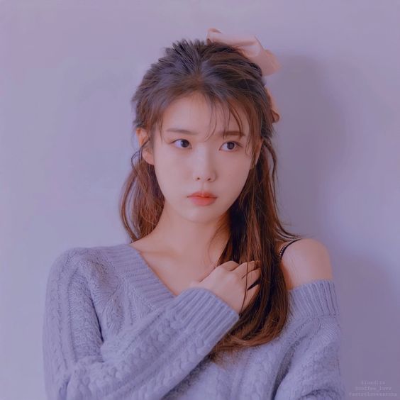 IU