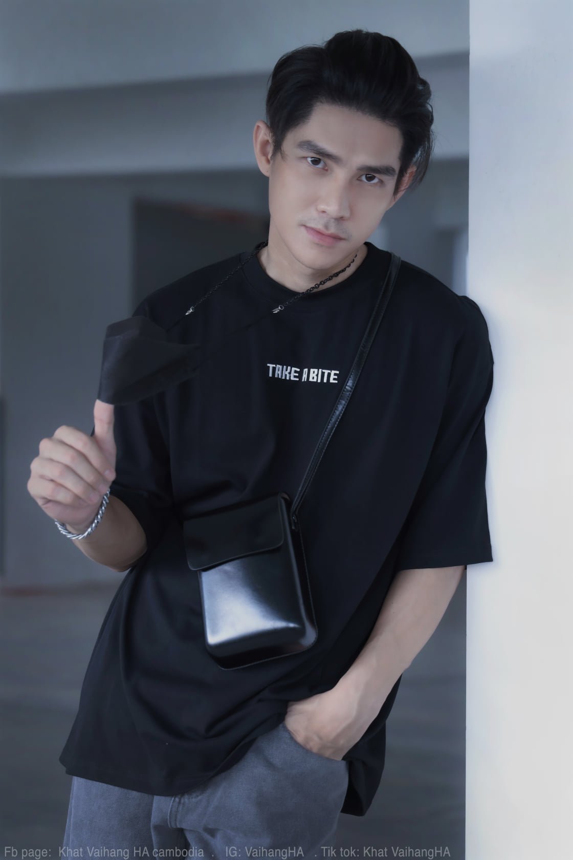 លោក ខាត់ វៃហាំង