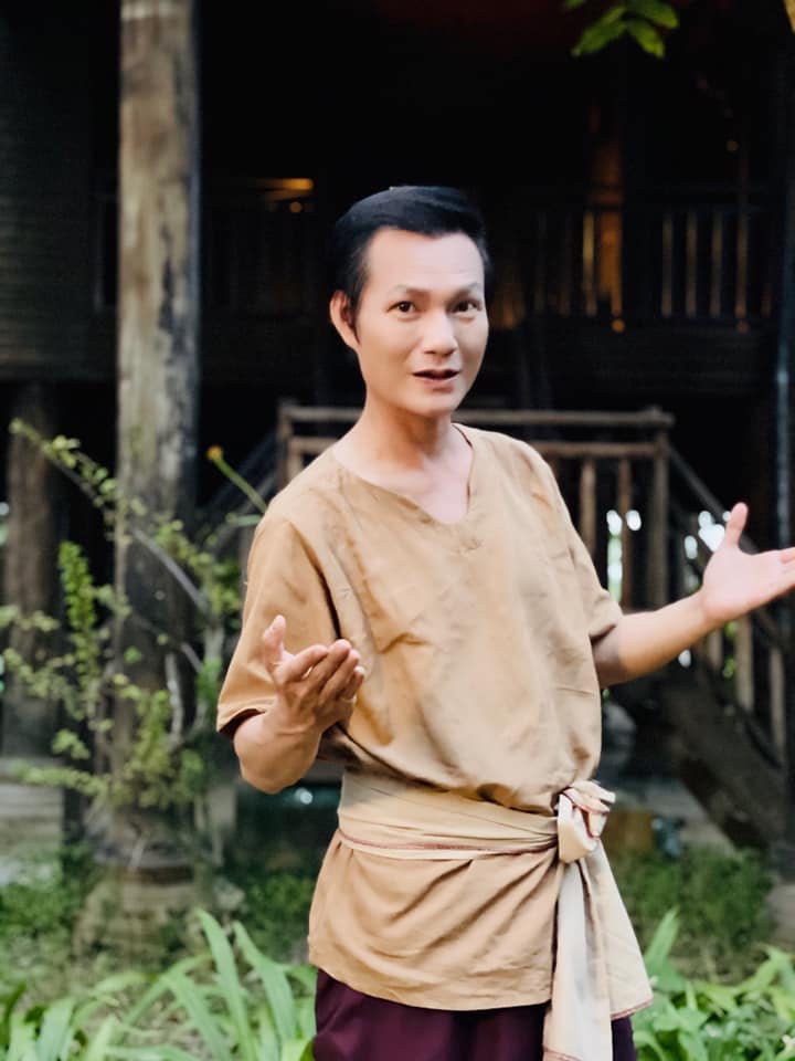 &nbsp; &nbsp;តារាកំប្លែង&nbsp;អៀង ចេនឡា