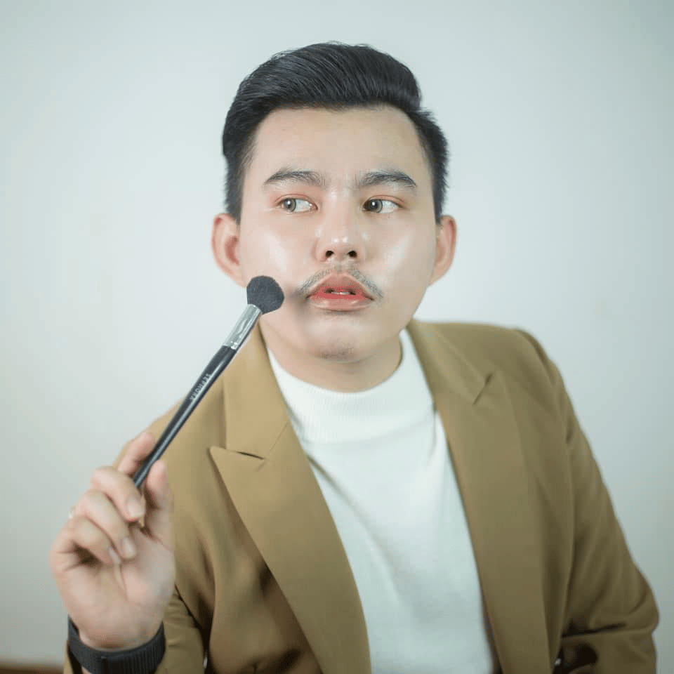 វណ្ណ តារាវុឌ្ឍ