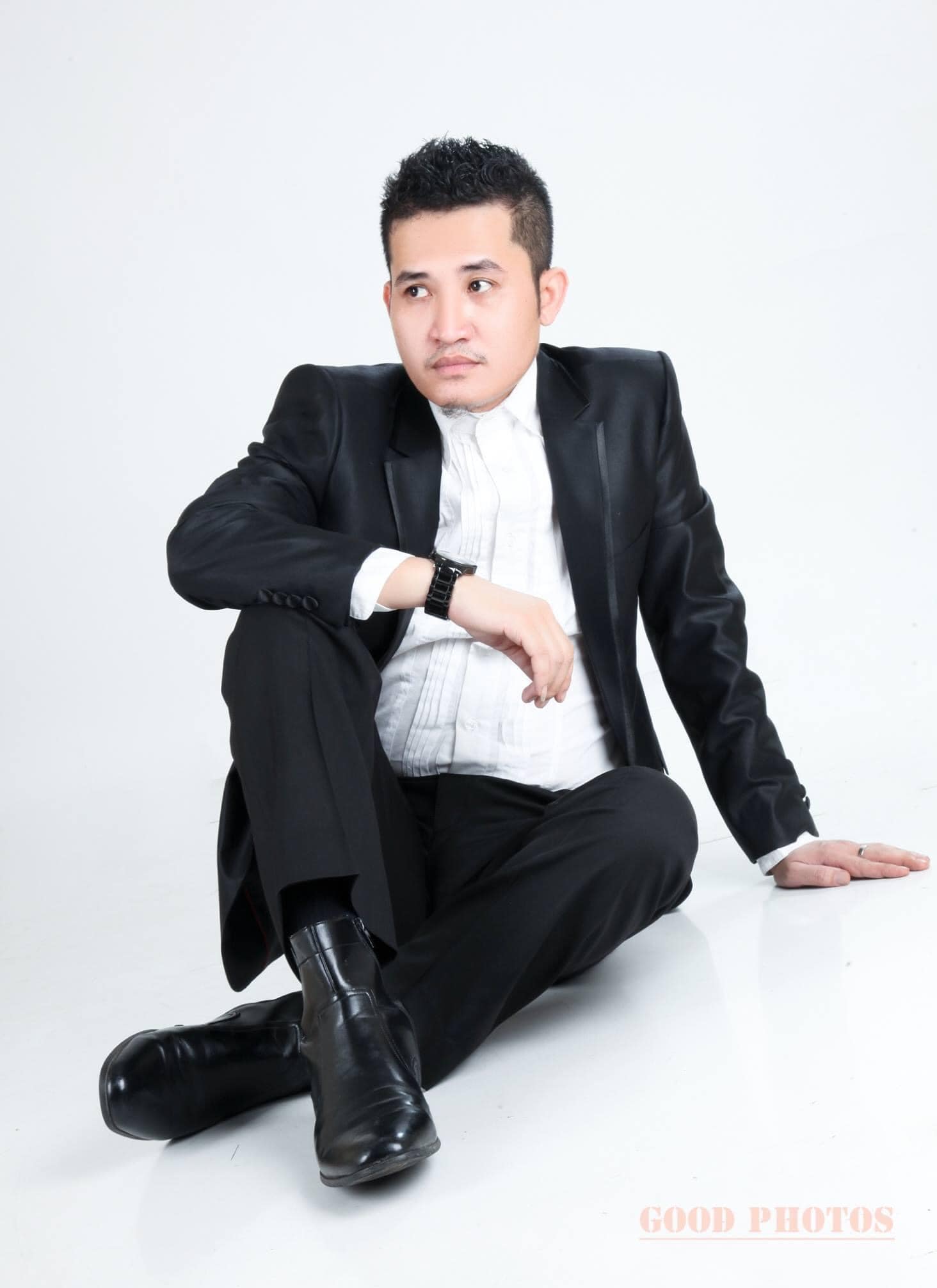 &nbsp; &nbsp;លោក&nbsp;អុឹង រដ្ឋា&nbsp;ហៅទុយ&nbsp;