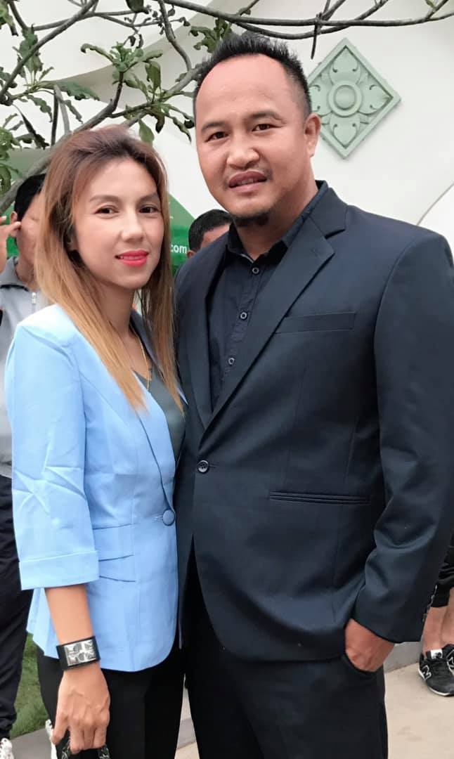 លោក អេ ភូថង​ និងភរិយា